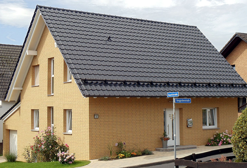 Жилые дома из кирпича Ravello желтого 